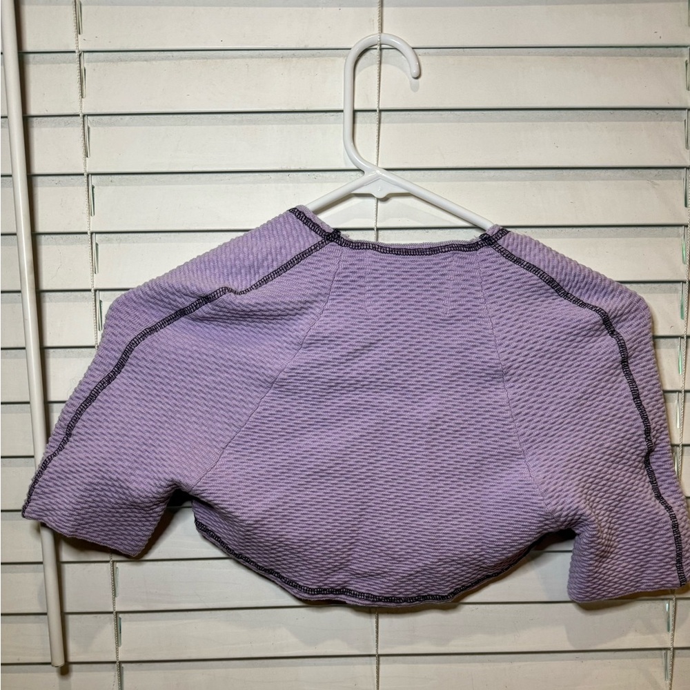 NWT Urban Outfitters Mini Shrug - Picture 2 of 3